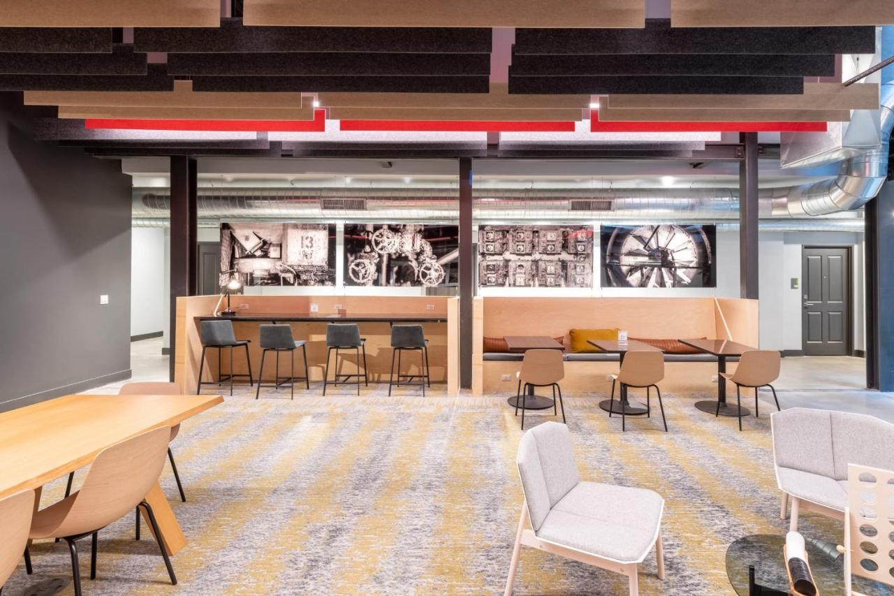 Brewery District 2-Story 2Br Apt Near Fiserv With Rooftop, Gym, And Parking ミルウォーキー エクステリア 写真